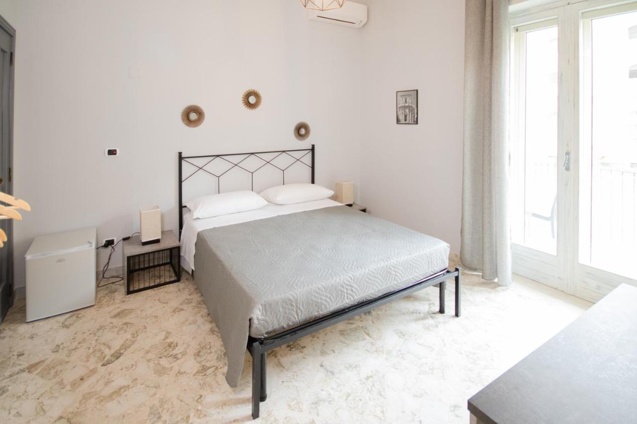 Rudiae Boutique Bed and Breakfast Lecce Habitación foto